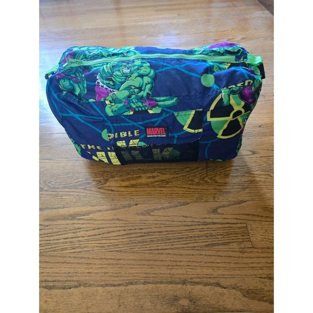 Marvel The Incredible Hulk Sleeping Bag and Carrying Tote Bag Reversible